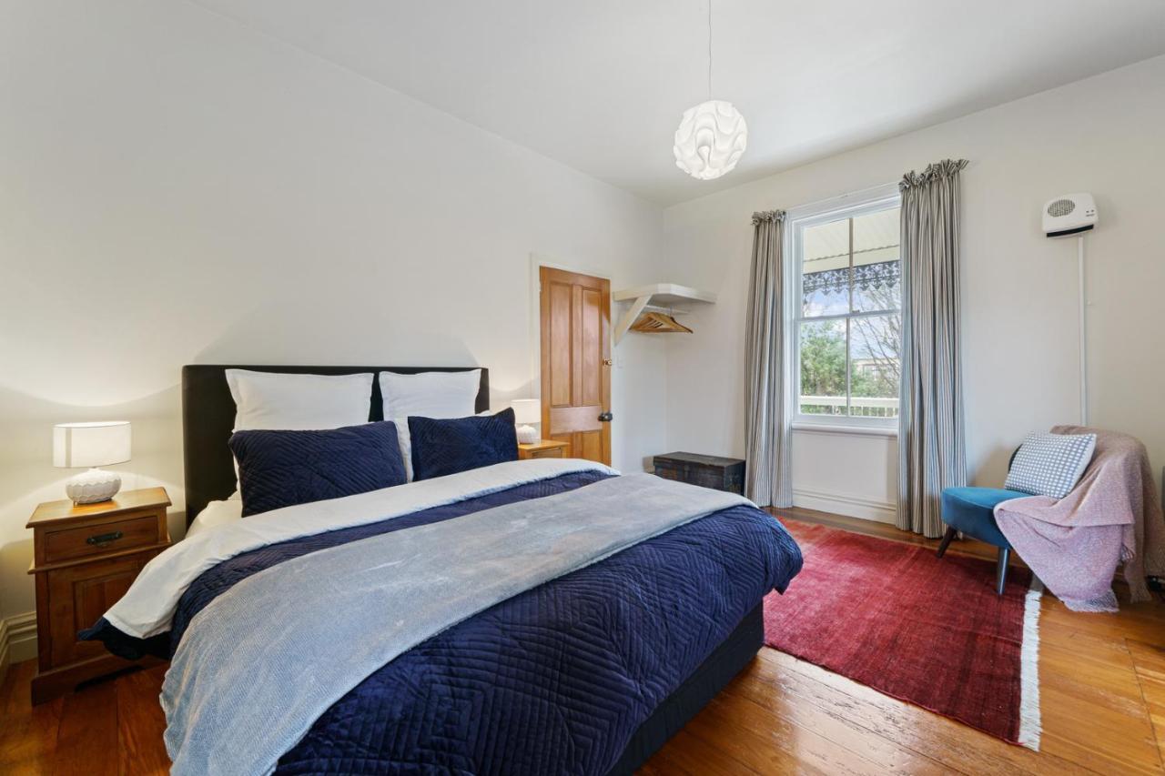 Pendreigh Cottage - Martinborough Holiday Home ภายนอก รูปภาพ