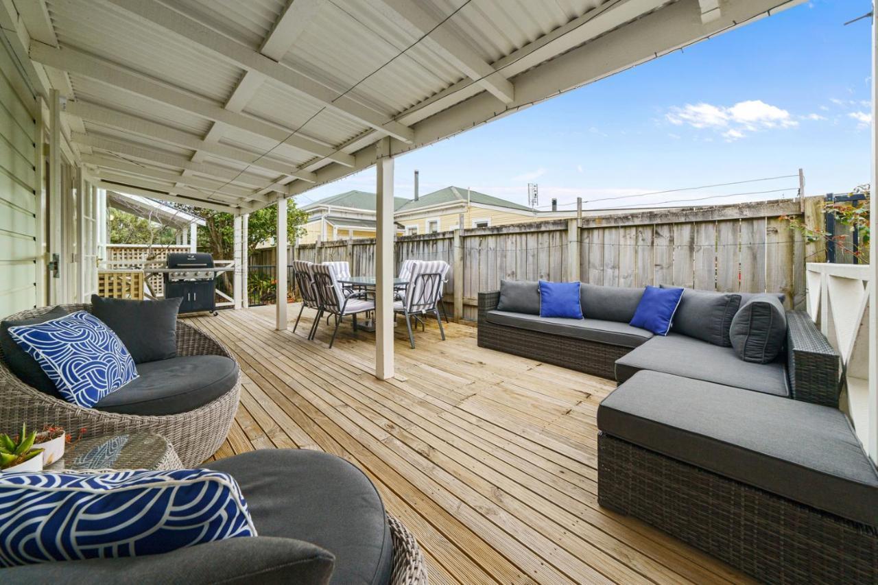 Pendreigh Cottage - Martinborough Holiday Home ภายนอก รูปภาพ